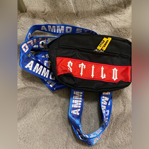 Ammo Stillo Blue Leash Carrier Bag - Picture 2 of 6